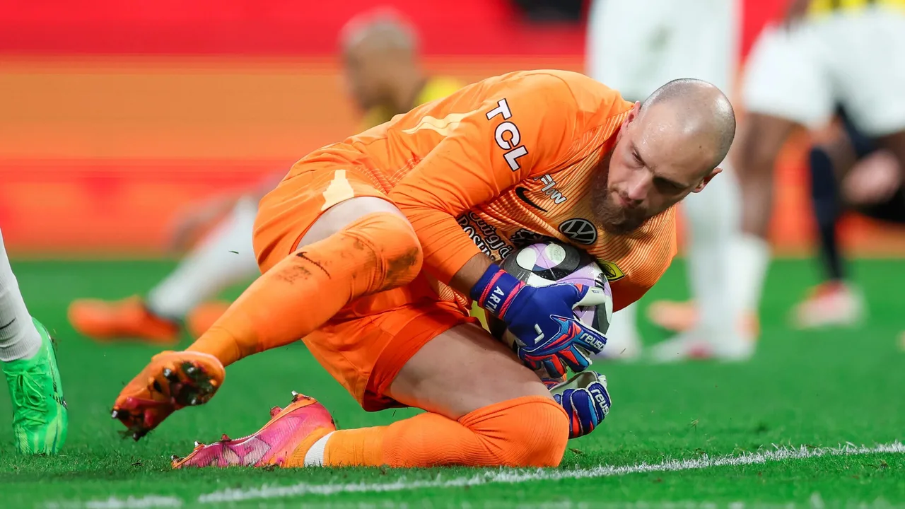 رقم تاريخي.. رايكوفيتش يحبط الهلال ويمنح الاتحاد تفوقاً مثيراً في كلاسيكو الدوري
